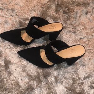 Apt 9 Black Slip On Heels